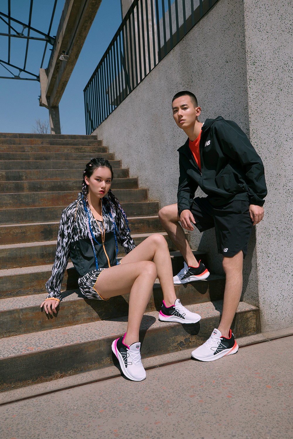 New Balance,Fresh Foam Roav v2 上脚超轻!渐变配色够骚气!夏天还得穿这样的鞋! New Balance,Fresh Foam Roav v2 上脚超轻!渐变配色够骚气!夏天还得穿这样的鞋!