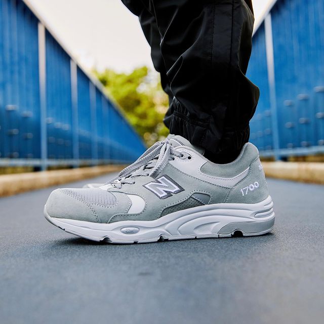 New Balance,1700 上脚美图曝光!New Balance 1700 时隔 11 年即将复刻! New Balance,1700 上脚美图曝光!New Balance 1700 时隔 11 年即将复刻!