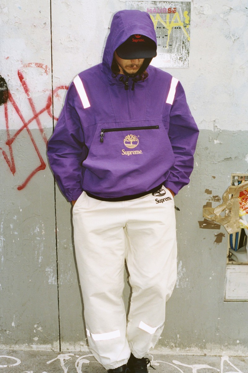 前,两天,曝出,Supreme,与,Timberland,将 Supreme 新联名即将发售!这次又有天价奇葩单品! 前,两天,曝出,Supreme,与,Timberland,将 Supreme 新联名即将发售!这次又有天价奇葩单品!