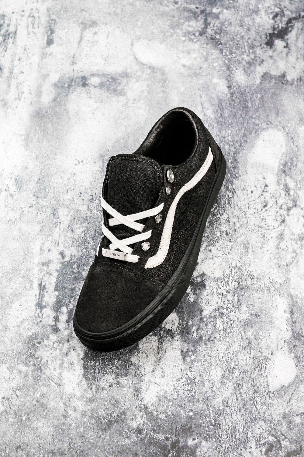 Vans,C2H4,发售,开箱 造型科幻!质感拉满!火遍国内外的「华人品牌」联名鞋抢先开箱! Vans,C2H4,发售,开箱 造型科幻!质感拉满!火遍国内外的「华人品牌」联名鞋抢先开箱!