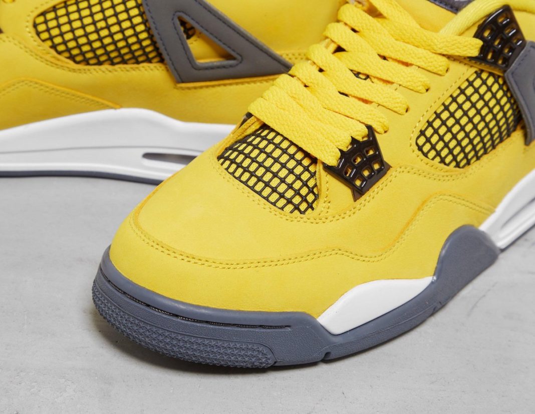 Jordan,Air Jordan 4,Lightning, 万元神鞋即将复刻!电母 AJ4 实物图片曝光! Jordan,Air Jordan 4,Lightning, 万元神鞋即将复刻!电母 AJ4 实物图片曝光!