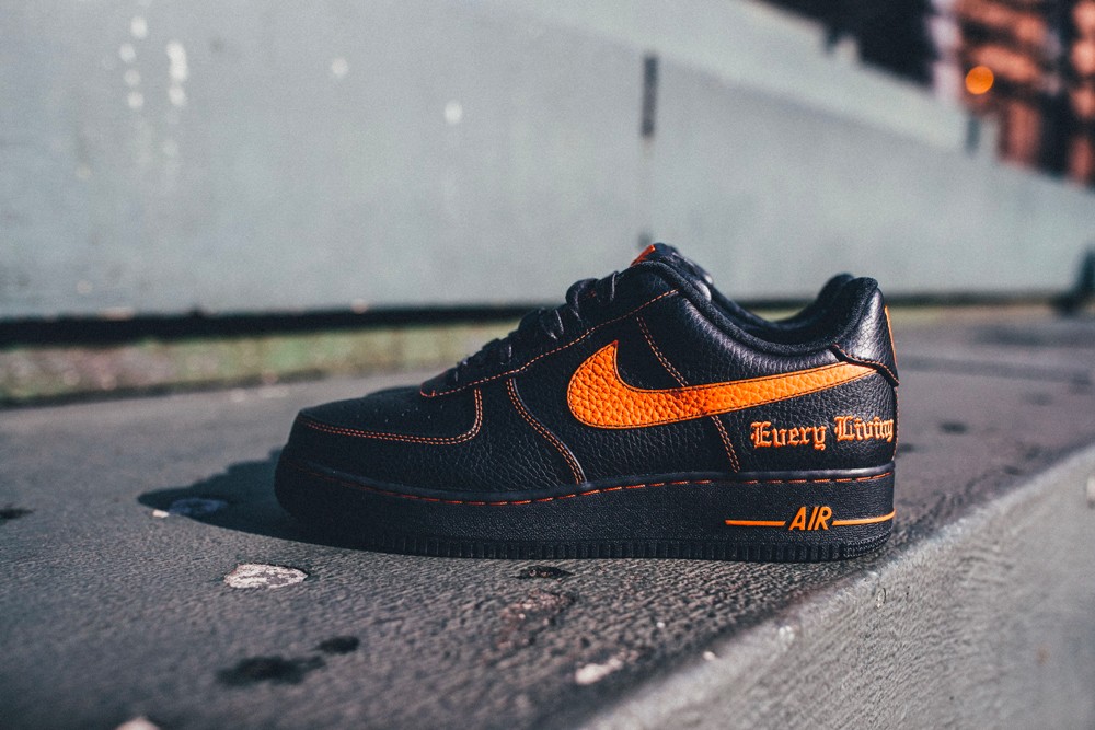 Nike,Air Force 1,AF1 「小 VLONE」AF1 首次曝光!又一双天价平替! Nike,Air Force 1,AF1 「小 VLONE」AF1 首次曝光!又一双天价平替!