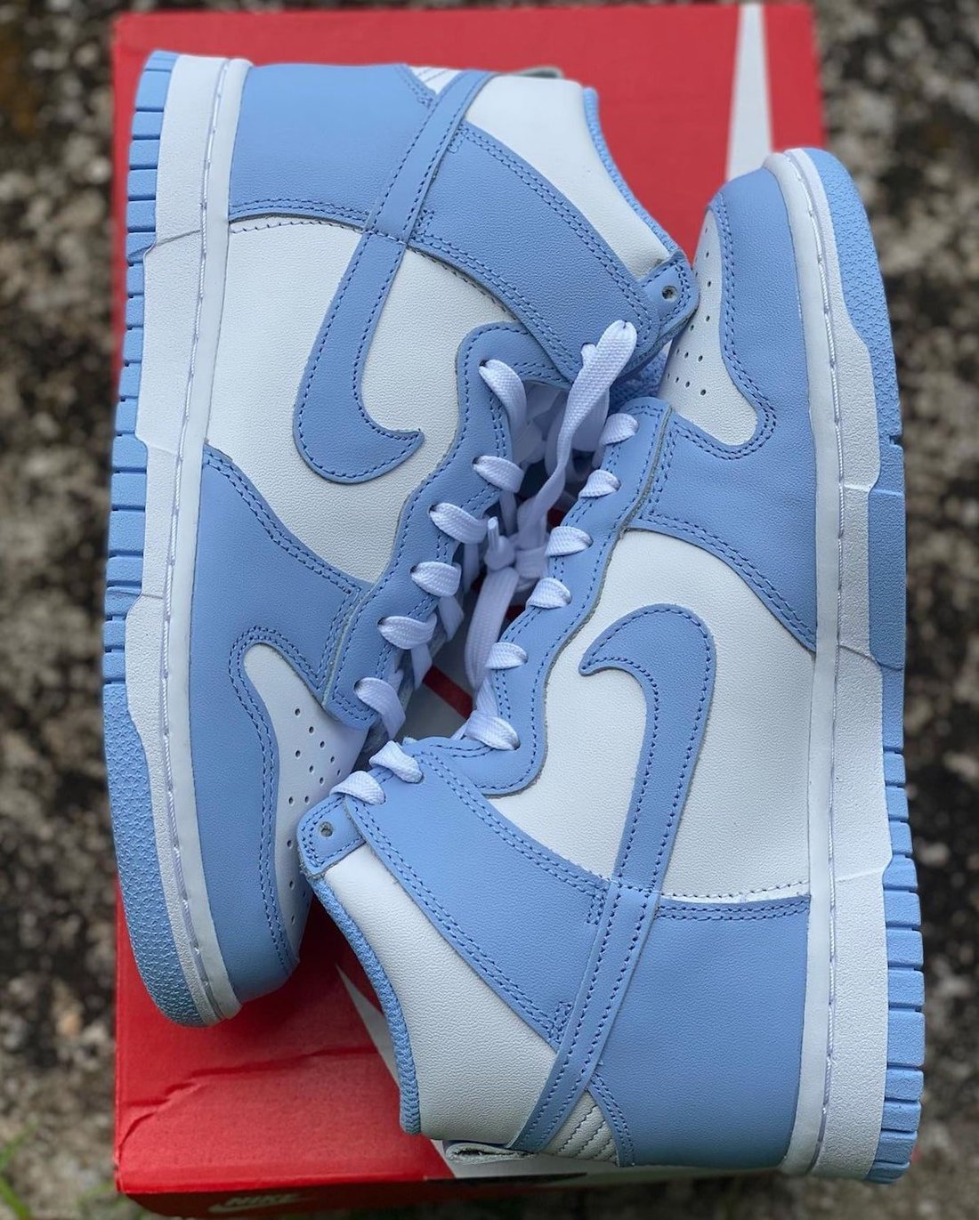 Dunk Hi,Nike,发售,DD1869-107 北卡蓝又来了?!全新 Dunk Hi 实物曝光!配色超清爽! Dunk Hi,Nike,发售,DD1869-107 北卡蓝又来了?!全新 Dunk Hi 实物曝光!配色超清爽!