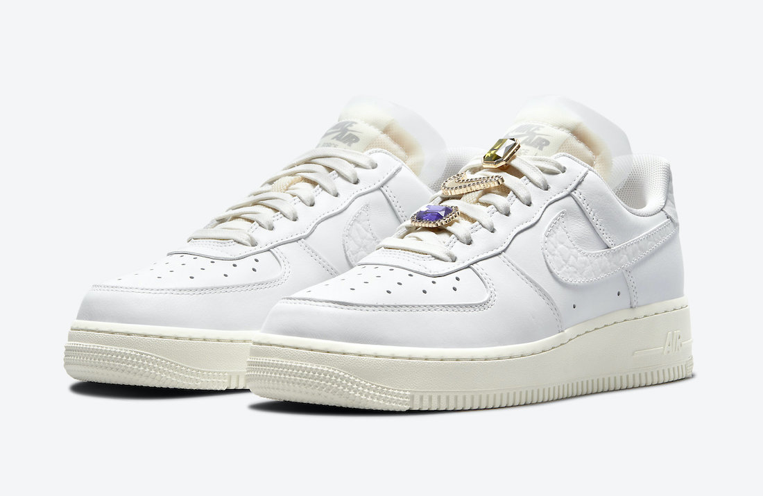 Nike,Air Force 1,DN5463-100 奢华感爆棚!全新 Air Force 1 官图曝光! Nike,Air Force 1,DN5463-100 奢华感爆棚!全新 Air Force 1 官图曝光!