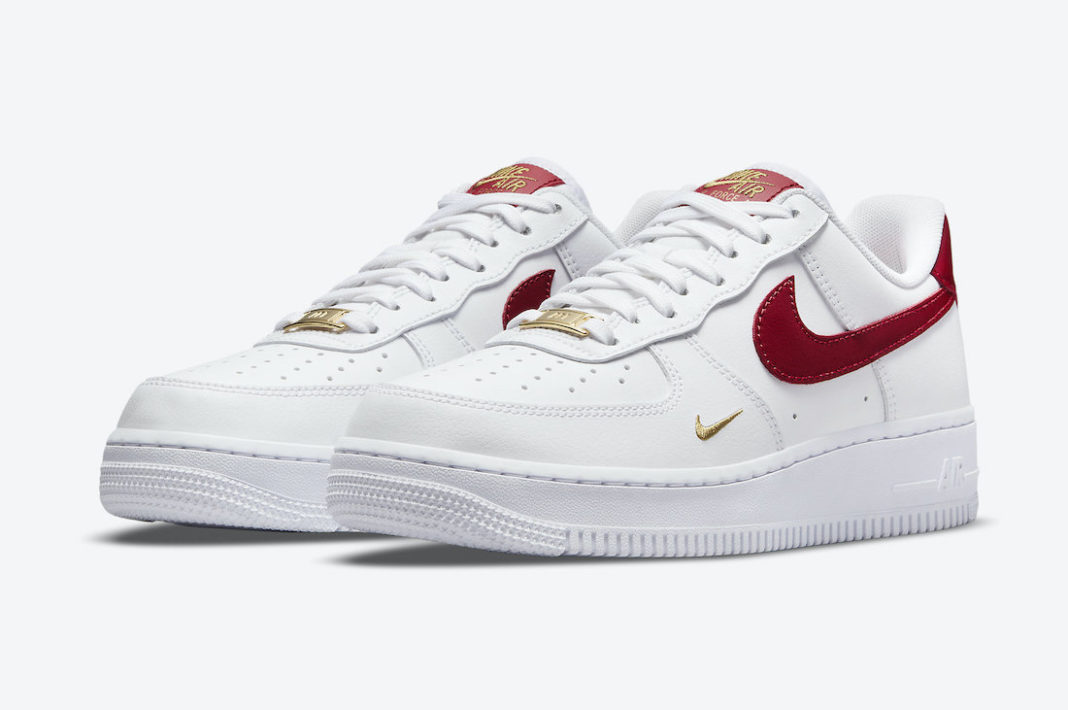 nike,AF1,Air Force 1,CZ0270-10 红色点缀 + 金色细节!全新 AF1 官图曝光! nike,AF1,Air Force 1,CZ0270-10 红色点缀 + 金色细节!全新 AF1 官图曝光!