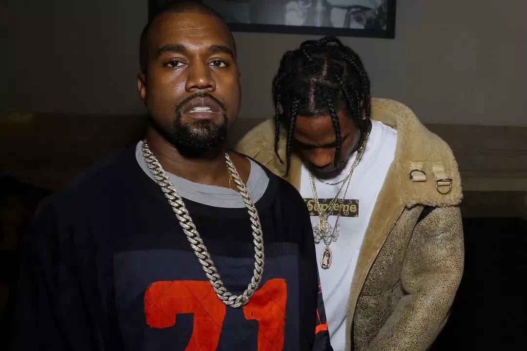 Travis Scott,Dunk Low,万圣节 TS 上脚「白菜价」Dunk!新造型终于不被网友群嘲了!哈哈哈... Travis Scott,Dunk Low,万圣节 TS 上脚「白菜价」Dunk!新造型终于不被网友群嘲了!哈哈哈...