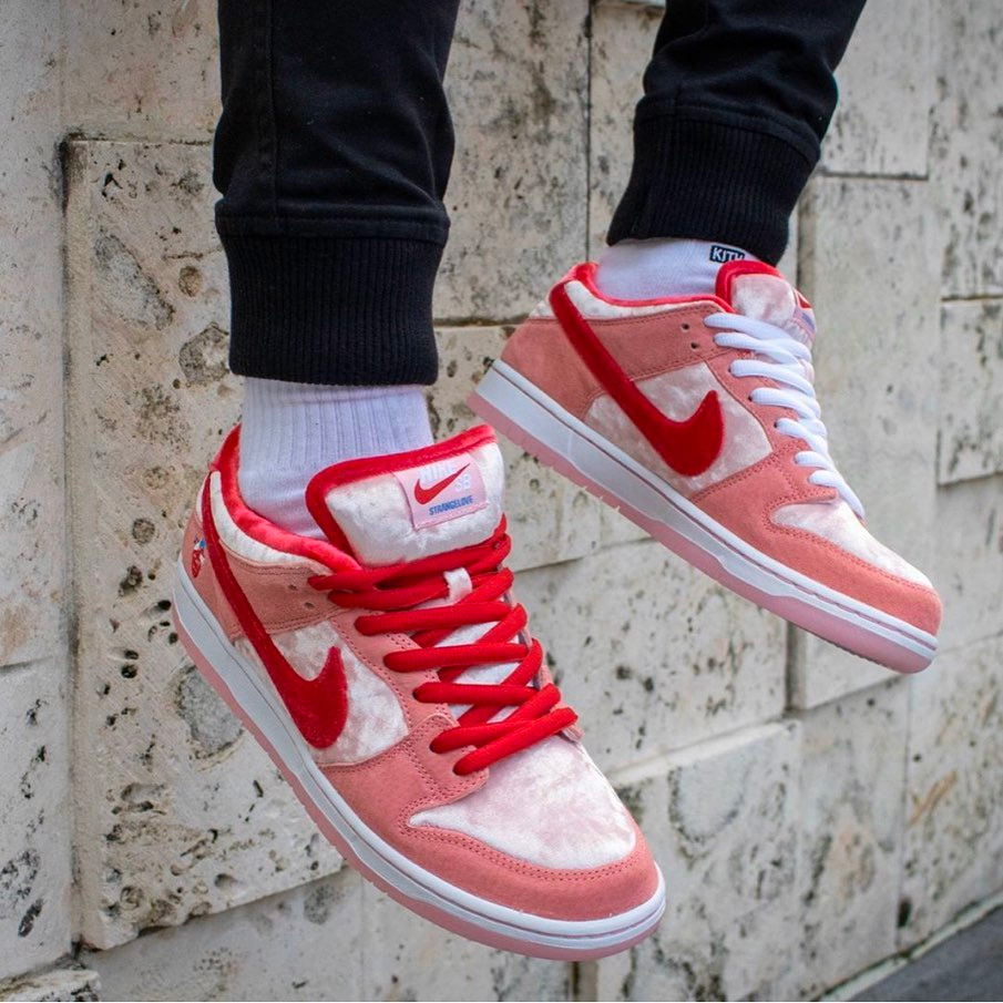 Nike,Dunk Low,GS,Pink Velvet 猛男心动!全新「情人节」Dunk Low 实物图曝光! Nike,Dunk Low,GS,Pink Velvet 猛男心动!全新「情人节」Dunk Low 实物图曝光!