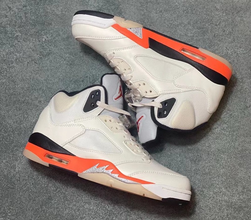 Air Jordan 5 ,扣碎篮板,Shattered B 扣碎篮板 Air Jordan 5 实物泄露!这设计头一次见! Air Jordan 5 ,扣碎篮板,Shattered B 扣碎篮板 Air Jordan 5 实物泄露!这设计头一次见!