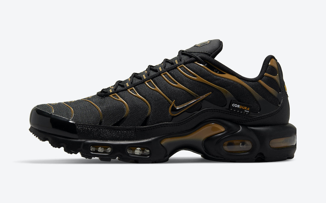 Nike,Air Max Plus,Cordura,DO67 黑黄配色太亮眼!全新 Air Max Plus 官图曝光! Nike,Air Max Plus,Cordura,DO67 黑黄配色太亮眼!全新 Air Max Plus 官图曝光!