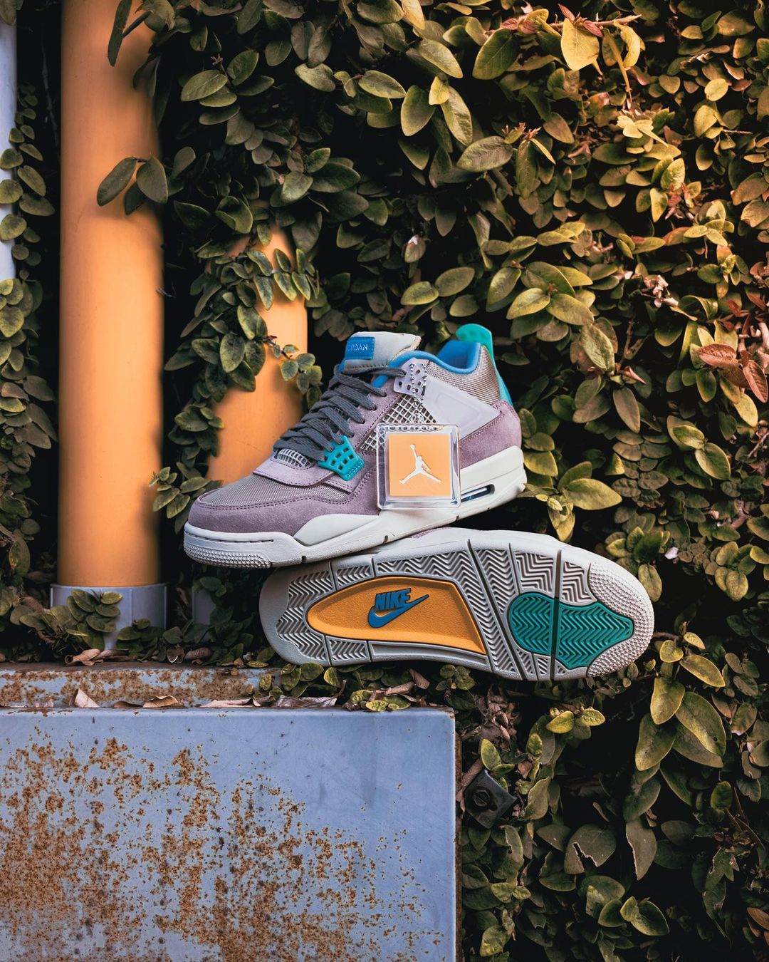 Nike,Air Jordan,New Balance 今年「天价鞋王」提前预定!「闪电反勾」勉强前三!最贵的能买它三双! Nike,Air Jordan,New Balance 今年「天价鞋王」提前预定!「闪电反勾」勉强前三!最贵的能买它三双!