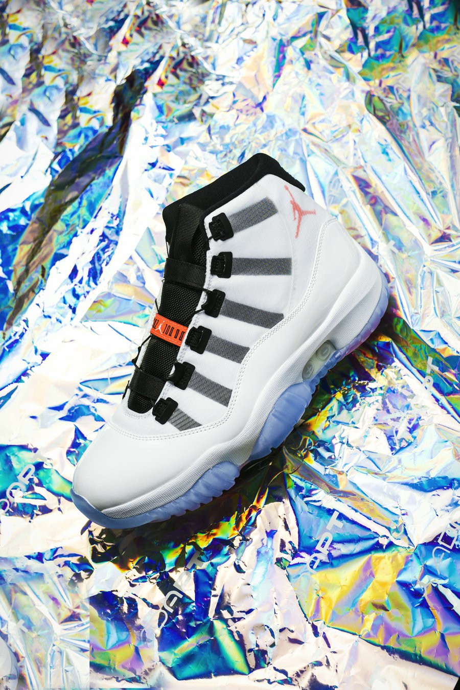 AJ11,Air Jordan 11 Low,72-10 明年登场!熟悉的「大魔王」AJ11 再度回归!只是... AJ11,Air Jordan 11 Low,72-10 明年登场!熟悉的「大魔王」AJ11 再度回归!只是...