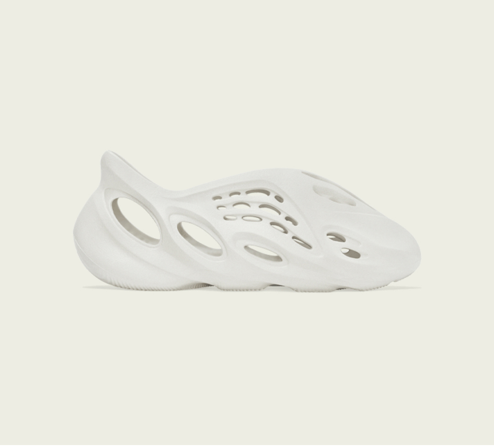adidas,Yeezy,Yeezy Knit Runner 侃爷的新 Yeezy「棉拖」你喜欢吗?今日限定发售! adidas,Yeezy,Yeezy Knit Runner 侃爷的新 Yeezy「棉拖」你喜欢吗?今日限定发售!