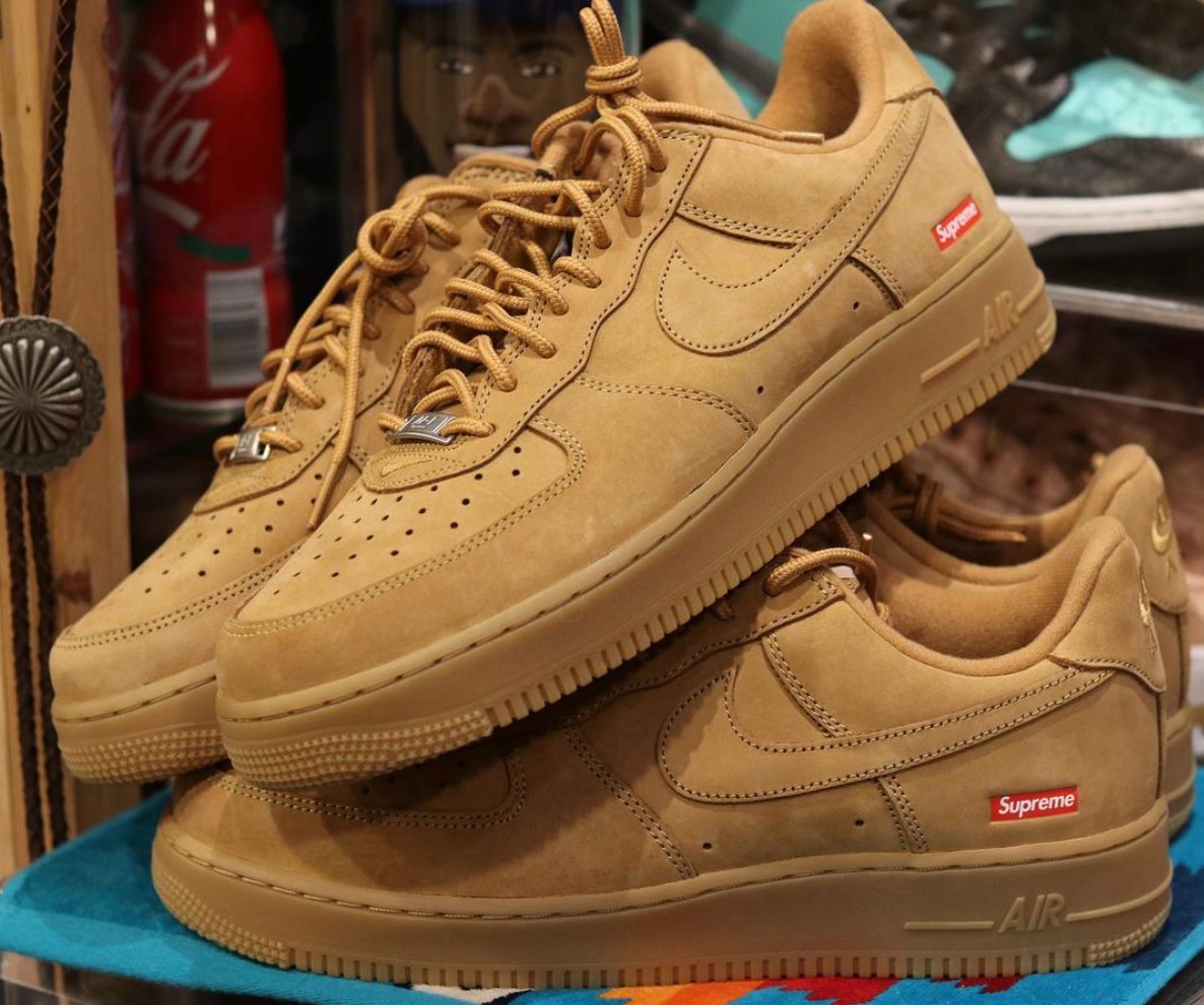 Supreme,Nike,巴西,SB Dunk High 浓浓的桑巴风情!全新配色 Supreme x SB Dunk 实物曝光! Supreme,Nike,巴西,SB Dunk High 浓浓的桑巴风情!全新配色 Supreme x SB Dunk 实物曝光!