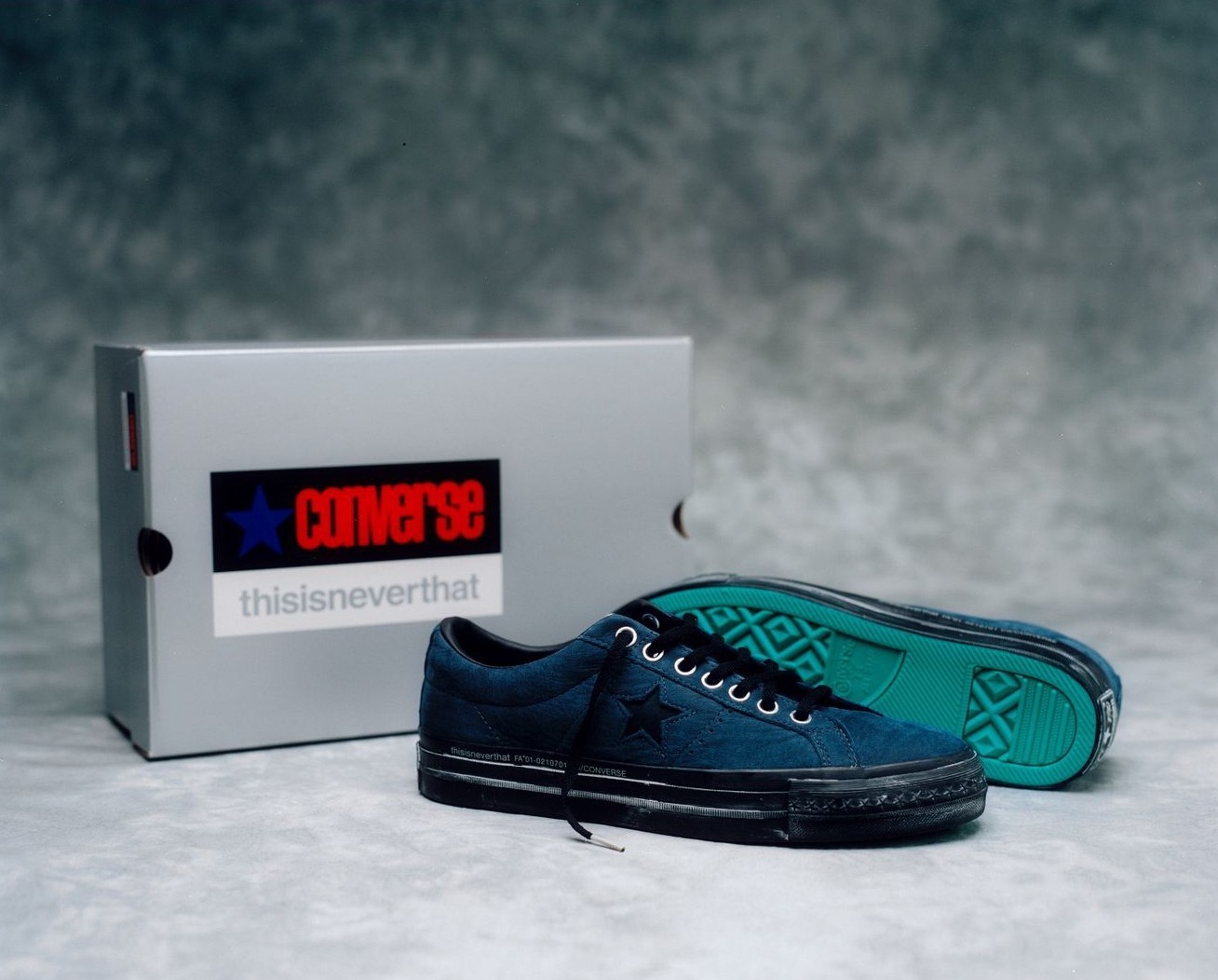 Converse,thisisneverthat 做旧质感太帅了!Converse 联名韩国超人气品牌!发售信息有了! Converse,thisisneverthat 做旧质感太帅了!Converse 联名韩国超人气品牌!发售信息有了!