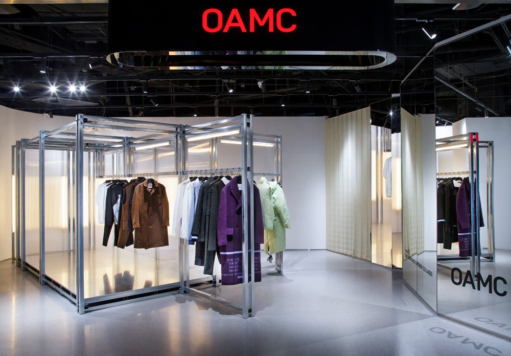 OAMC 速度冲!OAMC 限时店铺刚刚开业!这一季未来感太足了吧! OAMC 速度冲!OAMC 限时店铺刚刚开业!这一季未来感太足了吧!