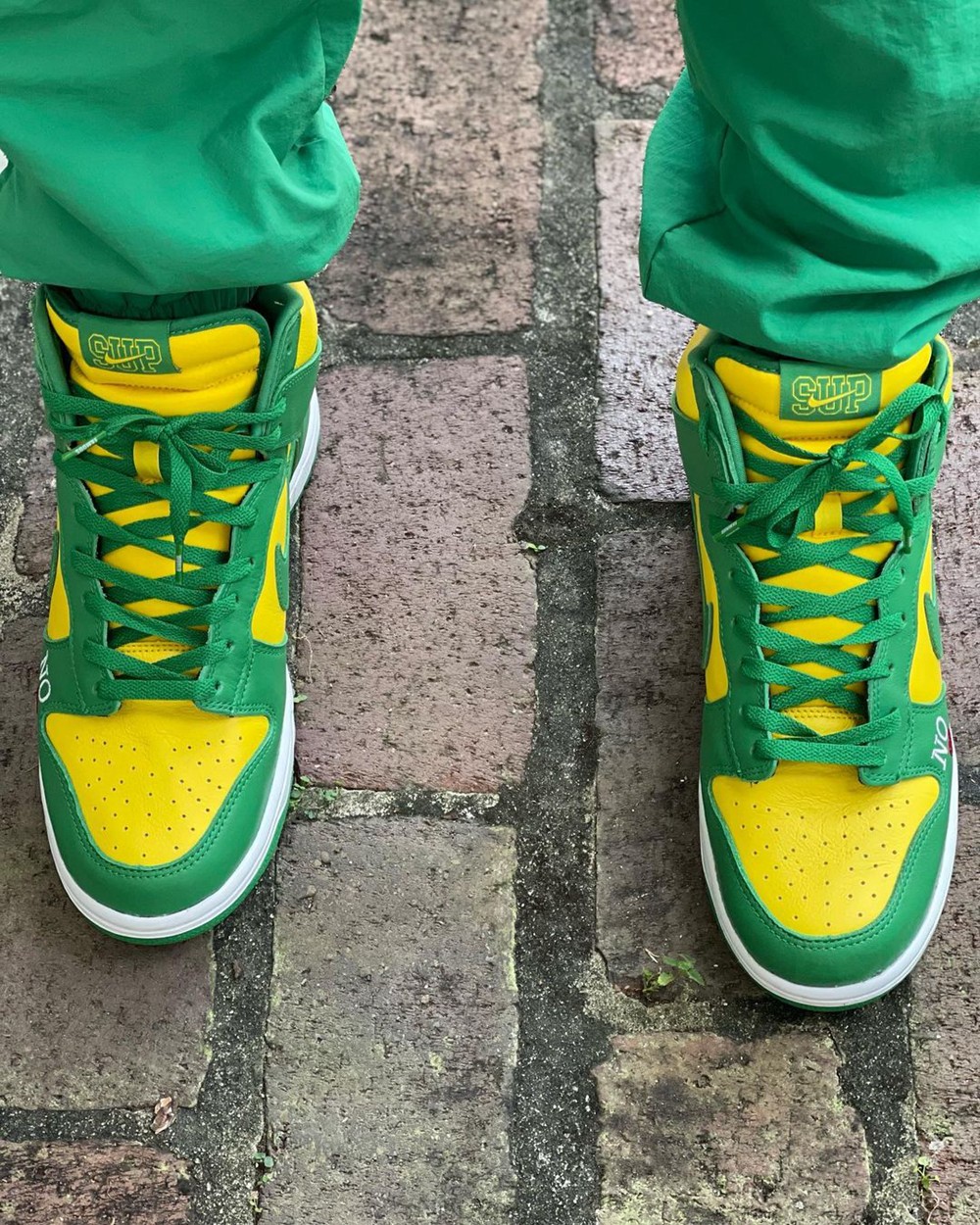 Supreme,Nike,SB Dunk High,Braz 上脚有点帅啊!「巴西」Supreme x SB Dunk 实物曝光! Supreme,Nike,SB Dunk High,Braz 上脚有点帅啊!「巴西」Supreme x SB Dunk 实物曝光!