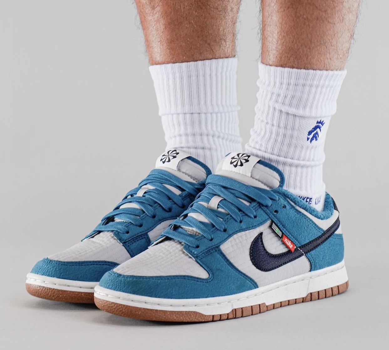DD3358-400,Dunk Low,Toasty,Nik 冬季御寒装备!军大衣 Dunk Low 上脚图曝光! DD3358-400,Dunk Low,Toasty,Nik 冬季御寒装备!军大衣 Dunk Low 上脚图曝光!