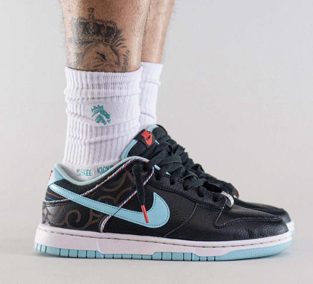 Nike,Dunk Low,Barber Shop,DH76 鞋头带剃刀!「理发店」Dunk 上脚有内味儿了! Nike,Dunk Low,Barber Shop,DH76 鞋头带剃刀!「理发店」Dunk 上脚有内味儿了!