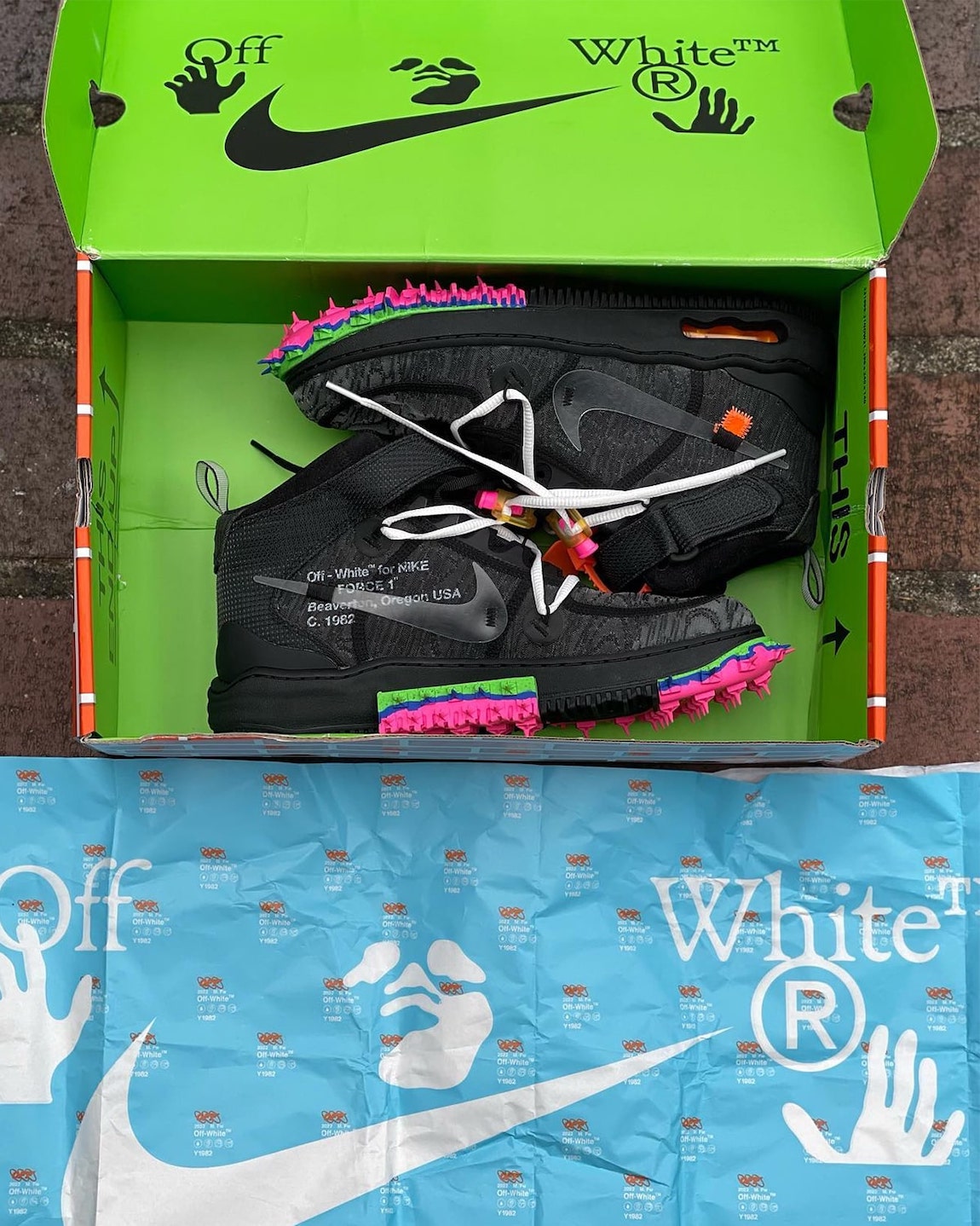 OFF-WHITE,Nike,Air Force 1 Mid 设计一言难尽!OFF-WHITE x Nike Air Force 1 Mid 最新实物曝光! OFF-WHITE,Nike,Air Force 1 Mid 设计一言难尽!OFF-WHITE x Nike Air Force 1 Mid 最新实物曝光!