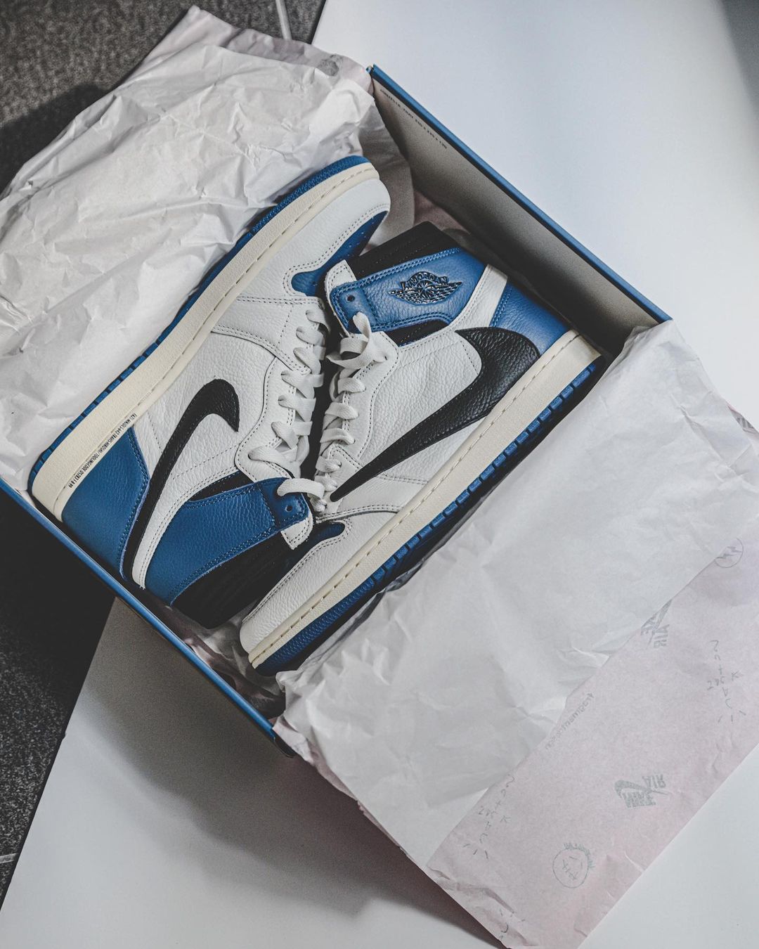 555088-161,Heritage,Air Jordan 闪电倒钩的既视感!全新「芝加哥」AJ1 曝光,上脚有点帅! 555088-161,Heritage,Air Jordan 闪电倒钩的既视感!全新「芝加哥」AJ1 曝光,上脚有点帅!