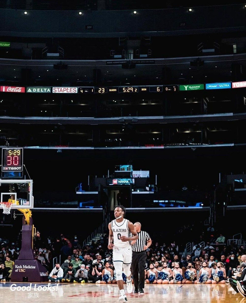 NBA,詹姆斯,德罗赞,威少,甜瓜,Nike,Air Jor 顶级排面!NBA 众星云集詹皇大儿子比赛!脚下的鞋亮了! NBA,詹姆斯,德罗赞,威少,甜瓜,Nike,Air Jor 顶级排面!NBA 众星云集詹皇大儿子比赛!脚下的鞋亮了!