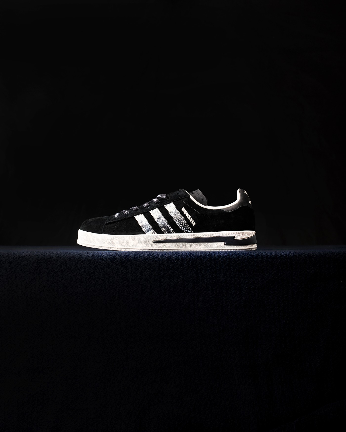 INVINCIBLE,NEIGHBORHOOD,adidas 最后入手机会!INVINCIBLE x NBHD x adidas Originals 三方联名来了! INVINCIBLE,NEIGHBORHOOD,adidas 最后入手机会!INVINCIBLE x NBHD x adidas Originals 三方联名来了!
