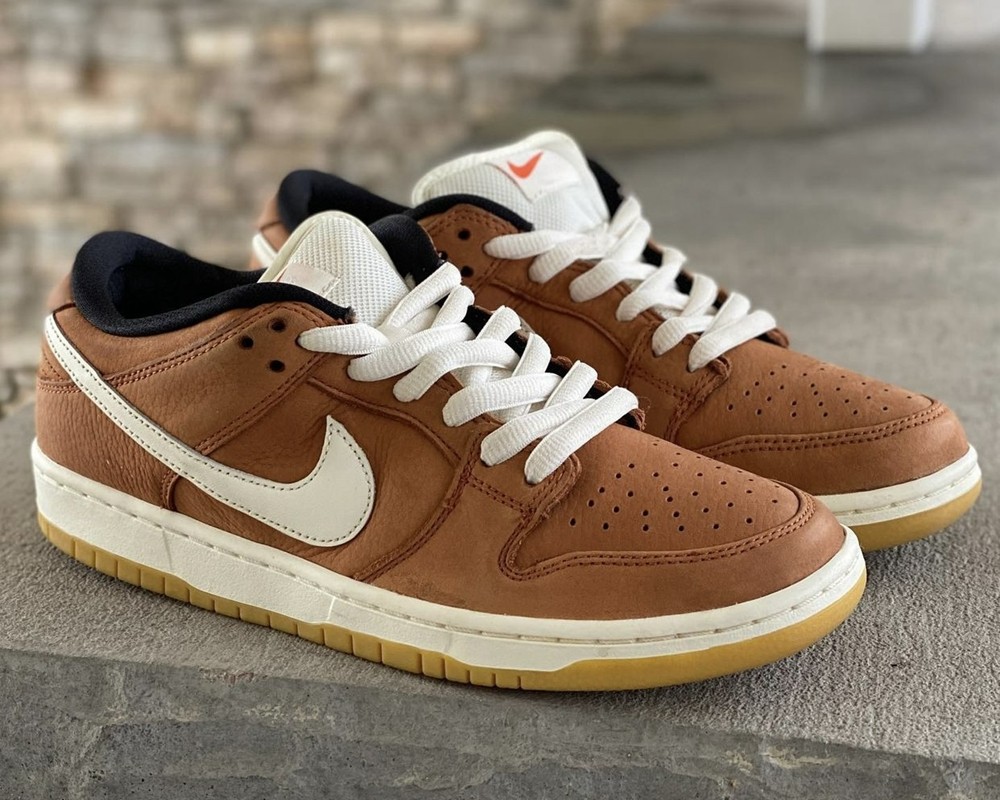 Nike,SB Dunk Low,Dark Russet,D Nike 把篮球做成鞋了!?新配色 SB Dunk Low 实物曝光! Nike,SB Dunk Low,Dark Russet,D Nike 把篮球做成鞋了!?新配色 SB Dunk Low 实物曝光!