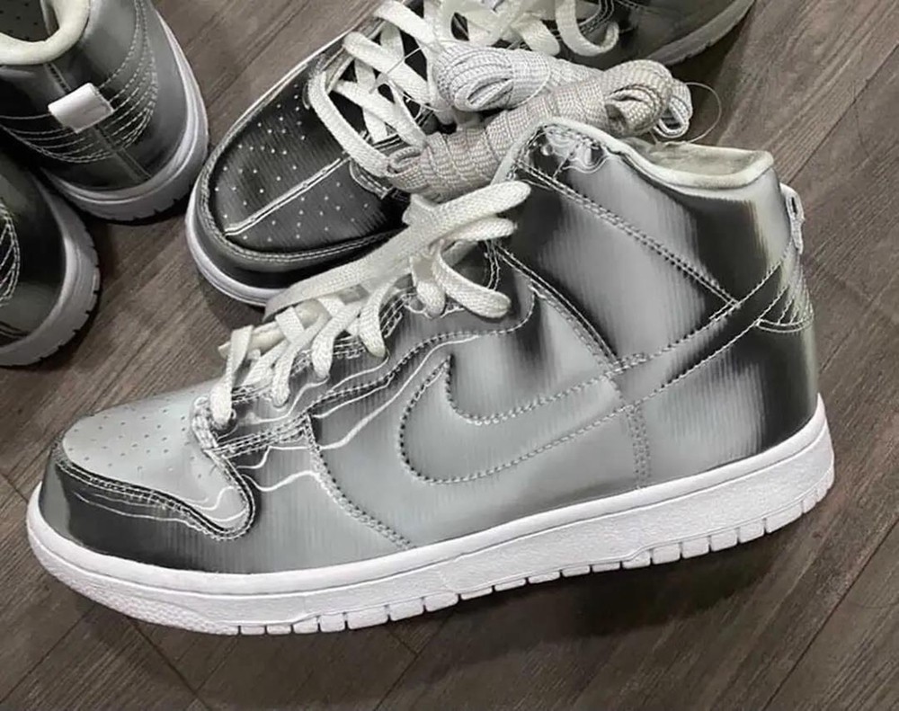 Clot,Air Jordan 1 Mid,DM9652-1 连续两天曝光新作!疑似 CLOT x Air Jordan 1 实物首次现身! Clot,Air Jordan 1 Mid,DM9652-1 连续两天曝光新作!疑似 CLOT x Air Jordan 1 实物首次现身!