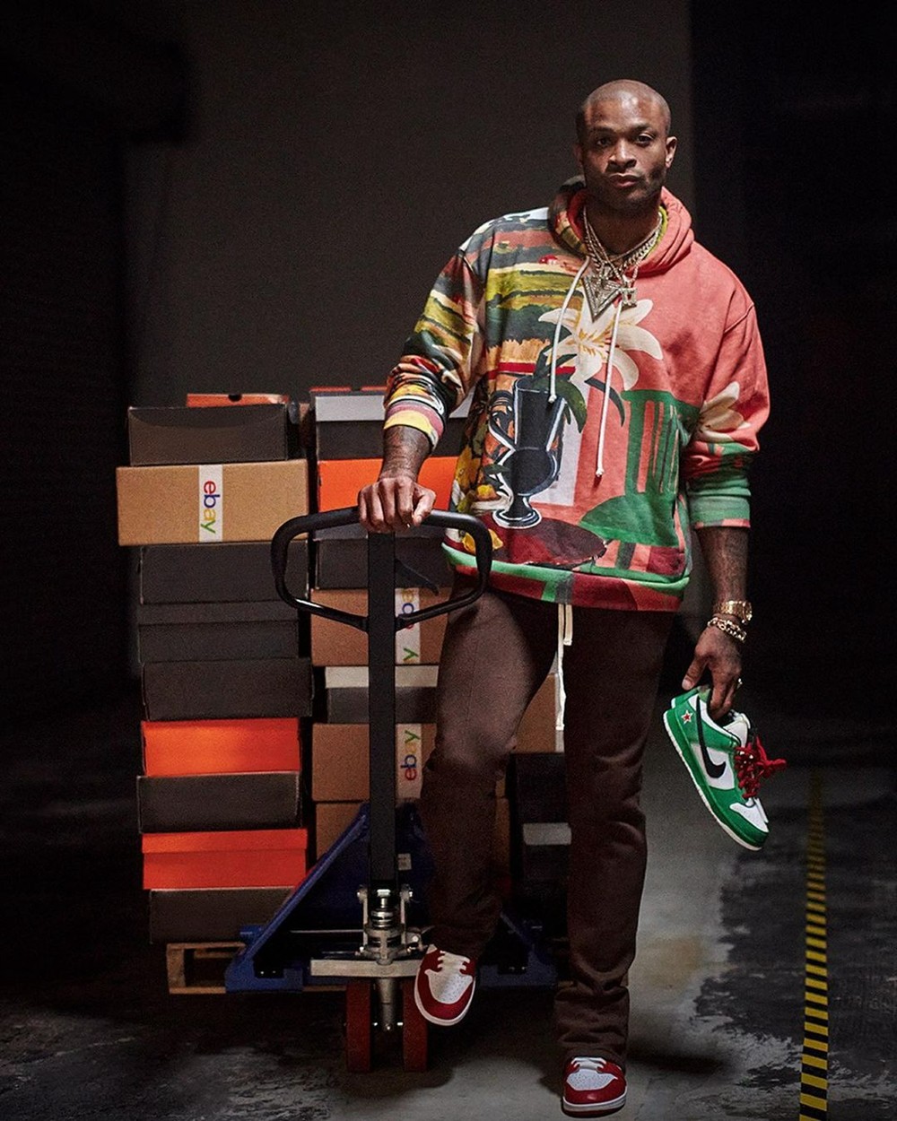 NBA,Jordan,塔克,Nike 突发!「鞋王」要退坑!?价值千万的球鞋出手变现!网友:这盘接不起! NBA,Jordan,塔克,Nike 突发!「鞋王」要退坑!?价值千万的球鞋出手变现!网友:这盘接不起!