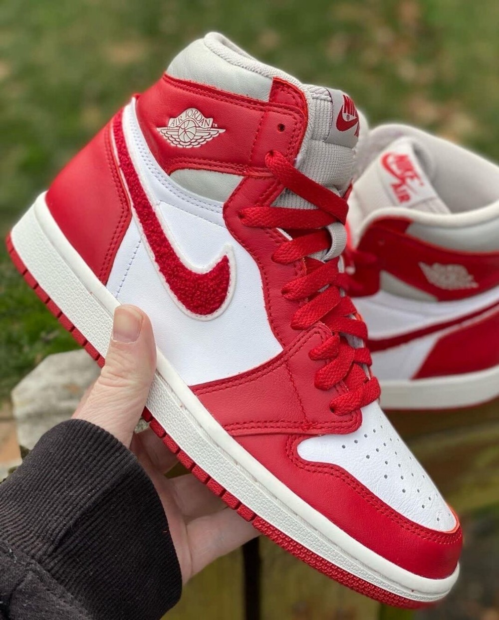 Nike,Air Jordan 1,Chenille,DJ4 植绒 Swoosh 加持!新配色 AJ1 最新实物曝光! Nike,Air Jordan 1,Chenille,DJ4 植绒 Swoosh 加持!新配色 AJ1 最新实物曝光!