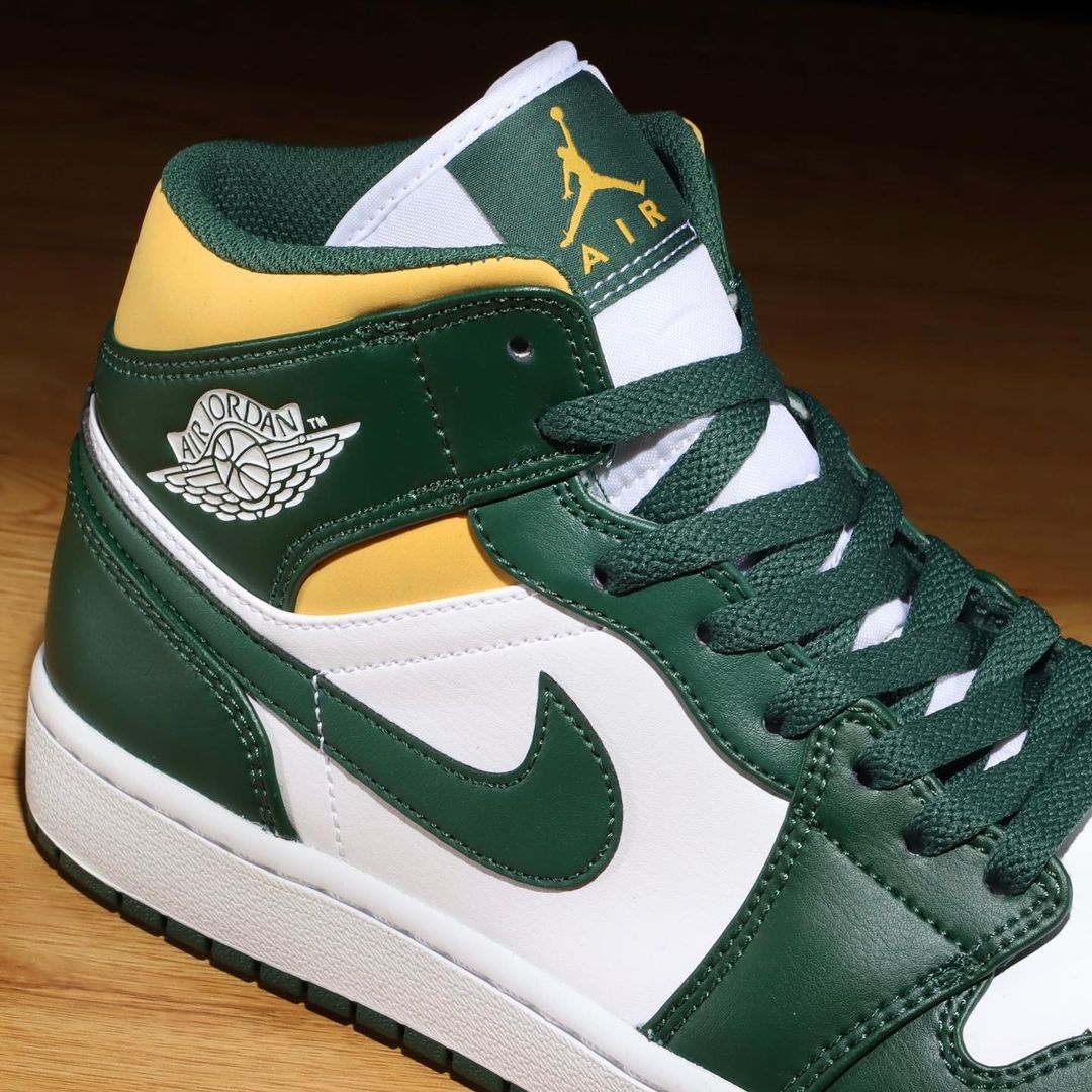 AJ,Air Jordan 1 Mid,554724-371 天价俄勒冈配色 AJ1 实物曝光!发售日期定了! AJ,Air Jordan 1 Mid,554724-371 天价俄勒冈配色 AJ1 实物曝光!发售日期定了!