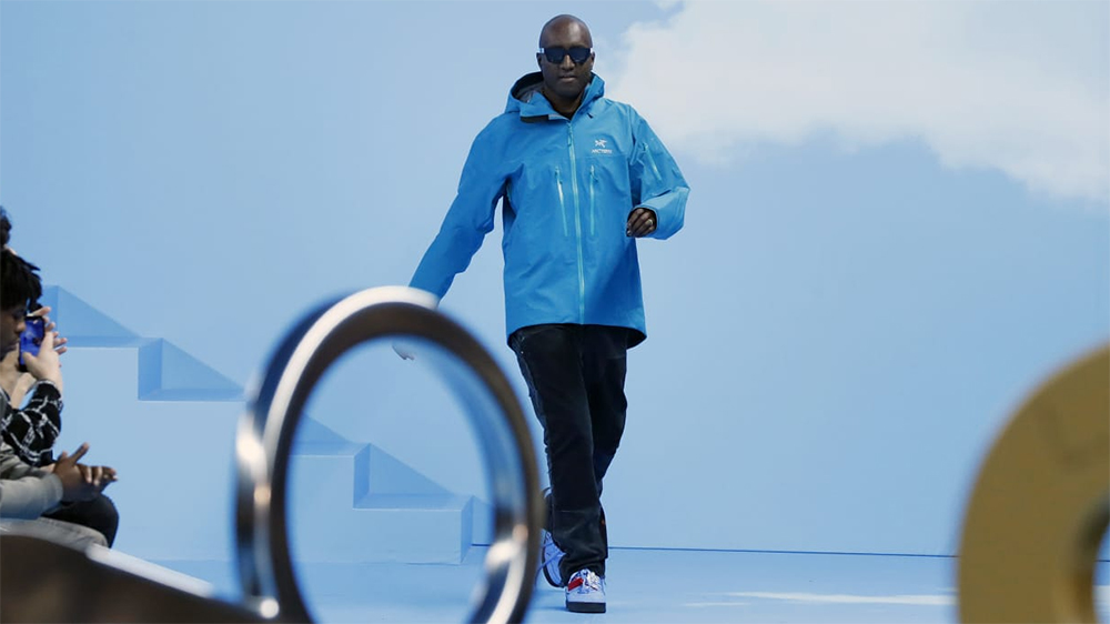 始祖鸟,ARC’TERYX,SYSTEM_A 上次排队抢!Virgil、Drake 穿后更火了!市价涨 5K 的「限量狠货」明早突袭! 始祖鸟,ARC’TERYX,SYSTEM_A 上次排队抢!Virgil、Drake 穿后更火了!市价涨 5K 的「限量狠货」明早突袭!