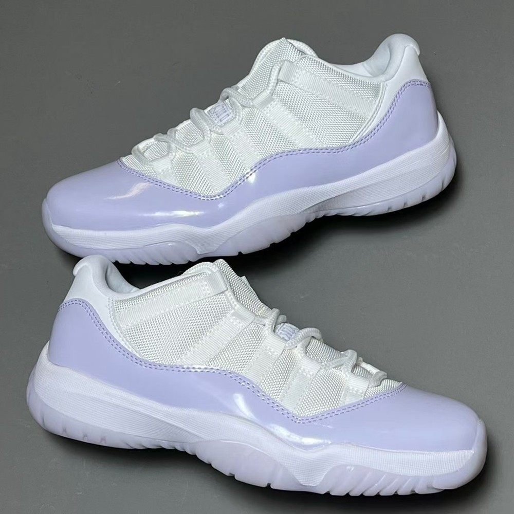 Air Jordan 11 Low WMNS,Pure Vi 男女通吃的颜值!「紫罗兰」AJ11 Low 最新实物曝光! Air Jordan 11 Low WMNS,Pure Vi 男女通吃的颜值!「紫罗兰」AJ11 Low 最新实物曝光!