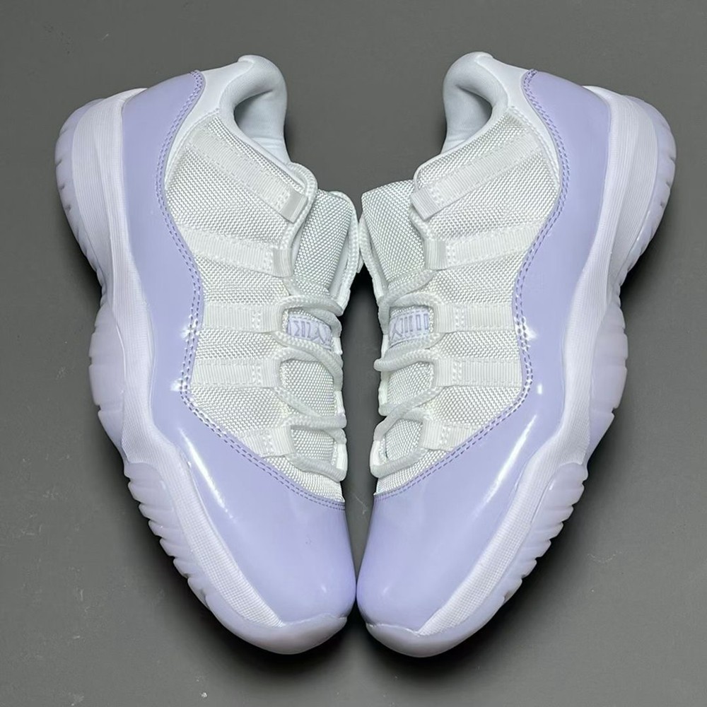 Air Jordan 11 Low WMNS,Pure Vi 男女通吃的颜值!「紫罗兰」AJ11 Low 最新实物曝光! Air Jordan 11 Low WMNS,Pure Vi 男女通吃的颜值!「紫罗兰」AJ11 Low 最新实物曝光!