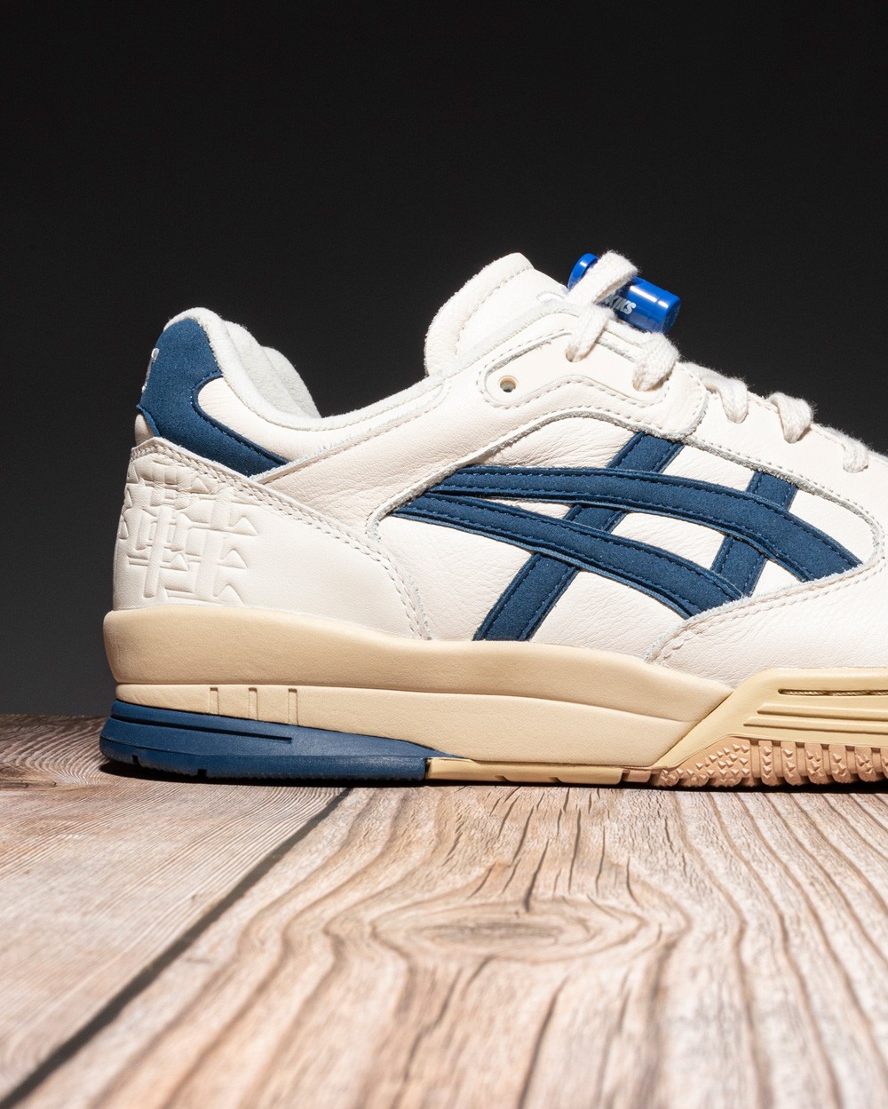 ASICS,GEL-SPOTLYTE OG,KIKS,KEI 没想到!这双「老旅游鞋」会是我本月最爱!做旧效果有内味儿了! ASICS,GEL-SPOTLYTE OG,KIKS,KEI 没想到!这双「老旅游鞋」会是我本月最爱!做旧效果有内味儿了!