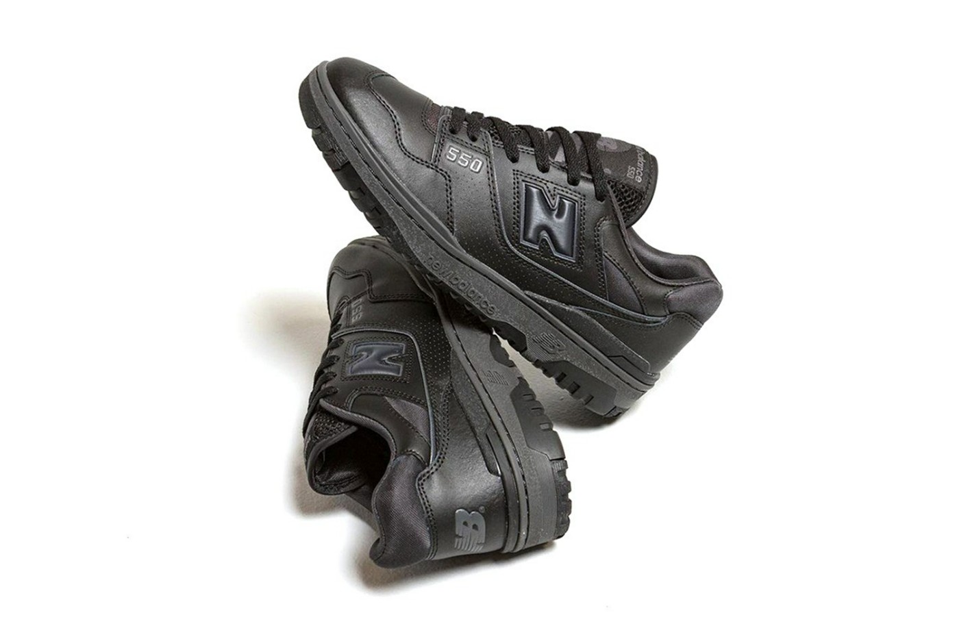 New Balance 550,Triple Black OG 气质拉满!「黑武士」New Balance 550 现已发售! New Balance 550,Triple Black OG 气质拉满!「黑武士」New Balance 550 现已发售!