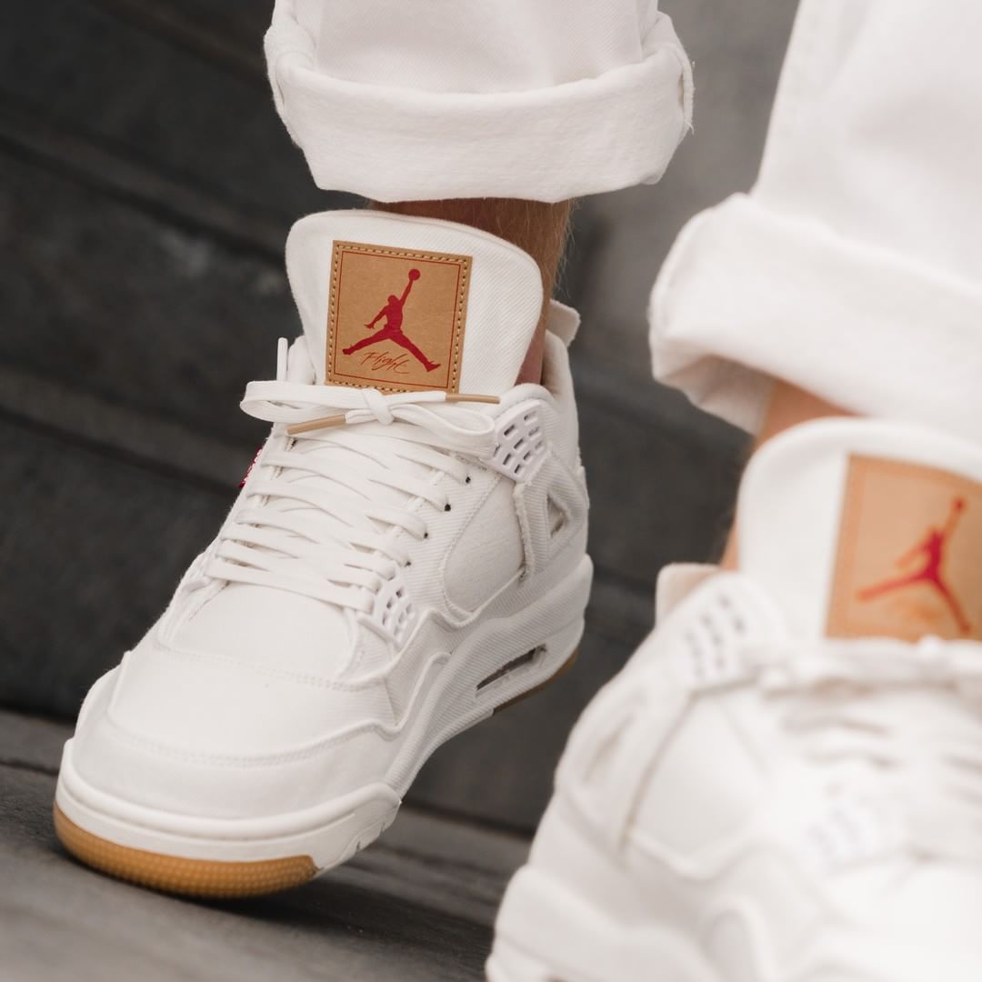 Air Jordan 4 WMNS,AJ4,Canvas,D 市价 6K+ 的平替款来了!「小 Levis」AJ4 下月发售! Air Jordan 4 WMNS,AJ4,Canvas,D 市价 6K+ 的平替款来了!「小 Levis」AJ4 下月发售!