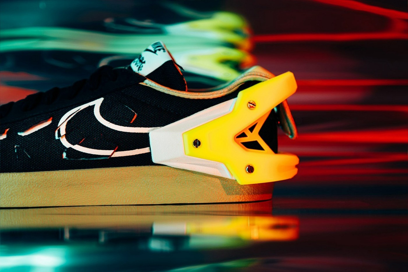 Nike,.ACRONYM 与市售版本不同!Nike 最强「机能后跟」还有隐藏玩法! Nike,.ACRONYM 与市售版本不同!Nike 最强「机能后跟」还有隐藏玩法!
