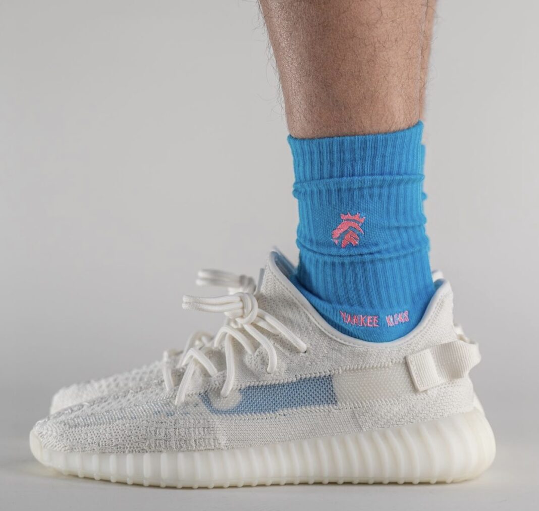 adidas,Yeezy Boost 350 V2,Pure 鞋面质感一眼爱上!Yeezy「纯白 2.0」实物上脚曝光! adidas,Yeezy Boost 350 V2,Pure 鞋面质感一眼爱上!Yeezy「纯白 2.0」实物上脚曝光!