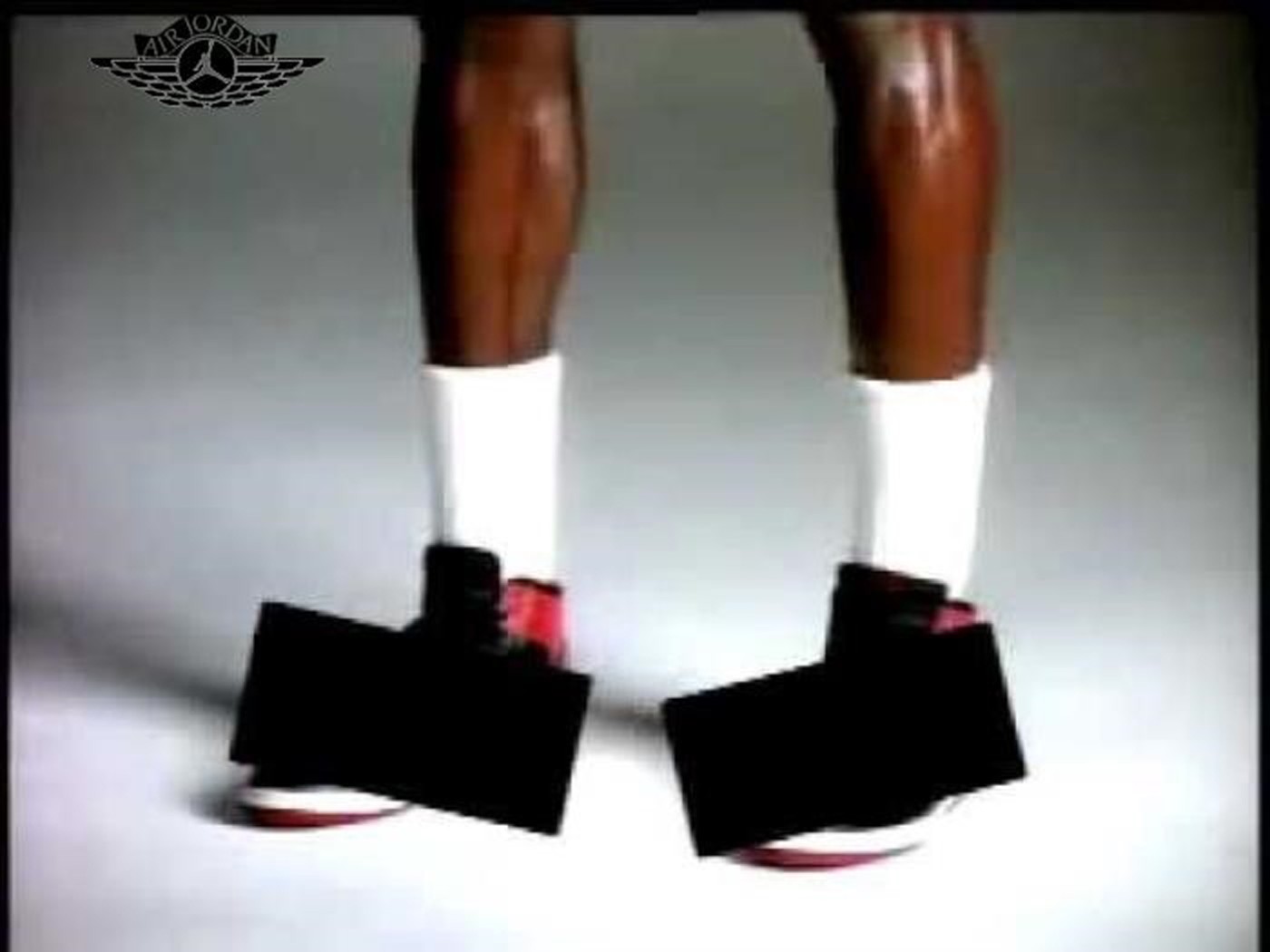 Brotherhood,Air Jordan 1,Nike, 乔帮主加入的「神秘组织」藏不住了!等了二十多年,这双 AJ1 现在才发售! Brotherhood,Air Jordan 1,Nike, 乔帮主加入的「神秘组织」藏不住了!等了二十多年,这双 AJ1 现在才发售!