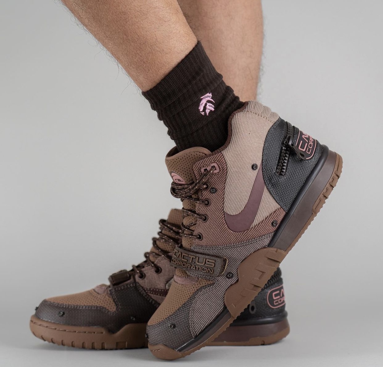 Travis Scott,Nike,Air Trainer TS x Air Trainer 1 最新上脚曝光!网友:这鞋还卖吗? Travis Scott,Nike,Air Trainer TS x Air Trainer 1 最新上脚曝光!网友:这鞋还卖吗?
