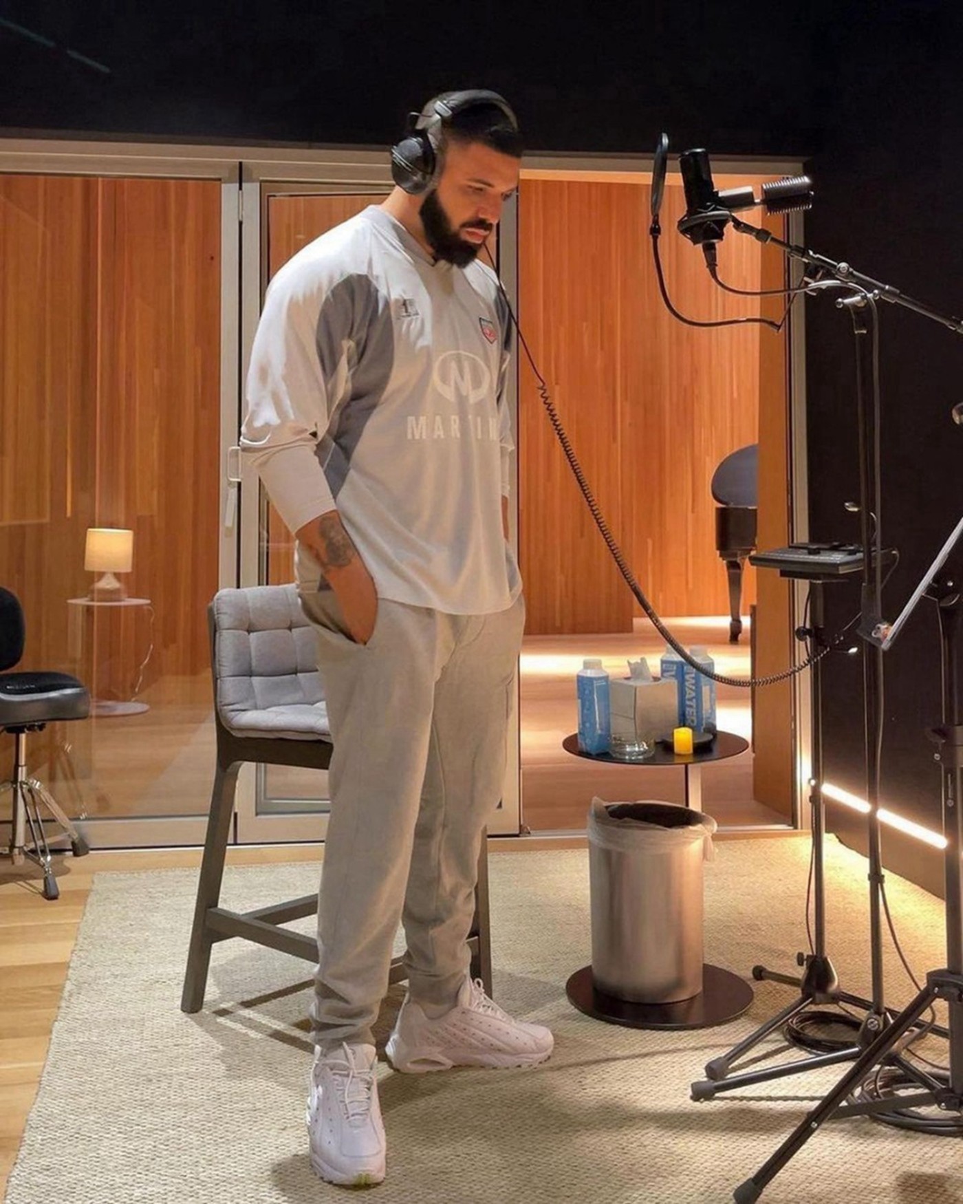 Nike x NOCTA,Drake 终于来了!Drake 亲穿 NOCTA x Nike 鞋款发售信息曝光! Nike x NOCTA,Drake 终于来了!Drake 亲穿 NOCTA x Nike 鞋款发售信息曝光!