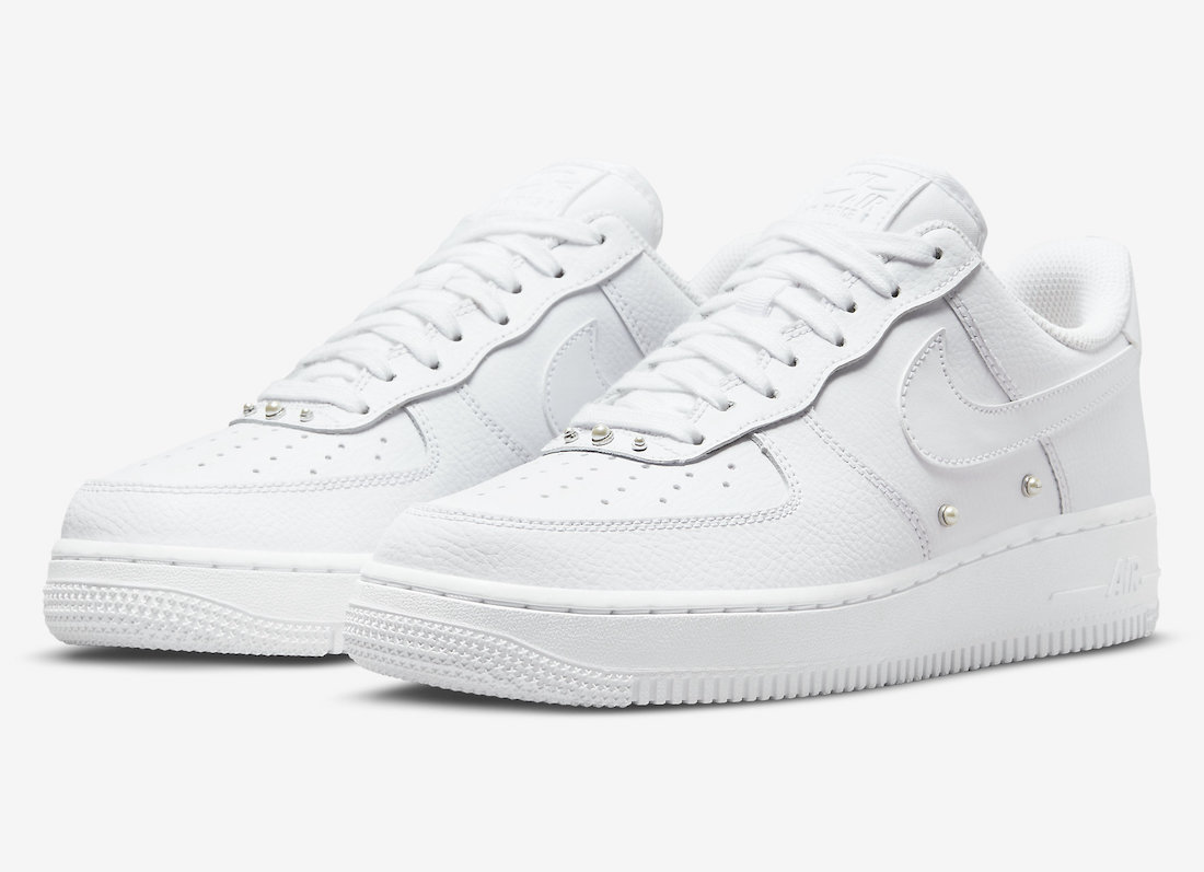 发售,Nike Air Force 1,AF1,DQ0231 极简纯白空军!全新珍珠 AF1 官图曝出! 发售,Nike Air Force 1,AF1,DQ0231 极简纯白空军!全新珍珠 AF1 官图曝出!