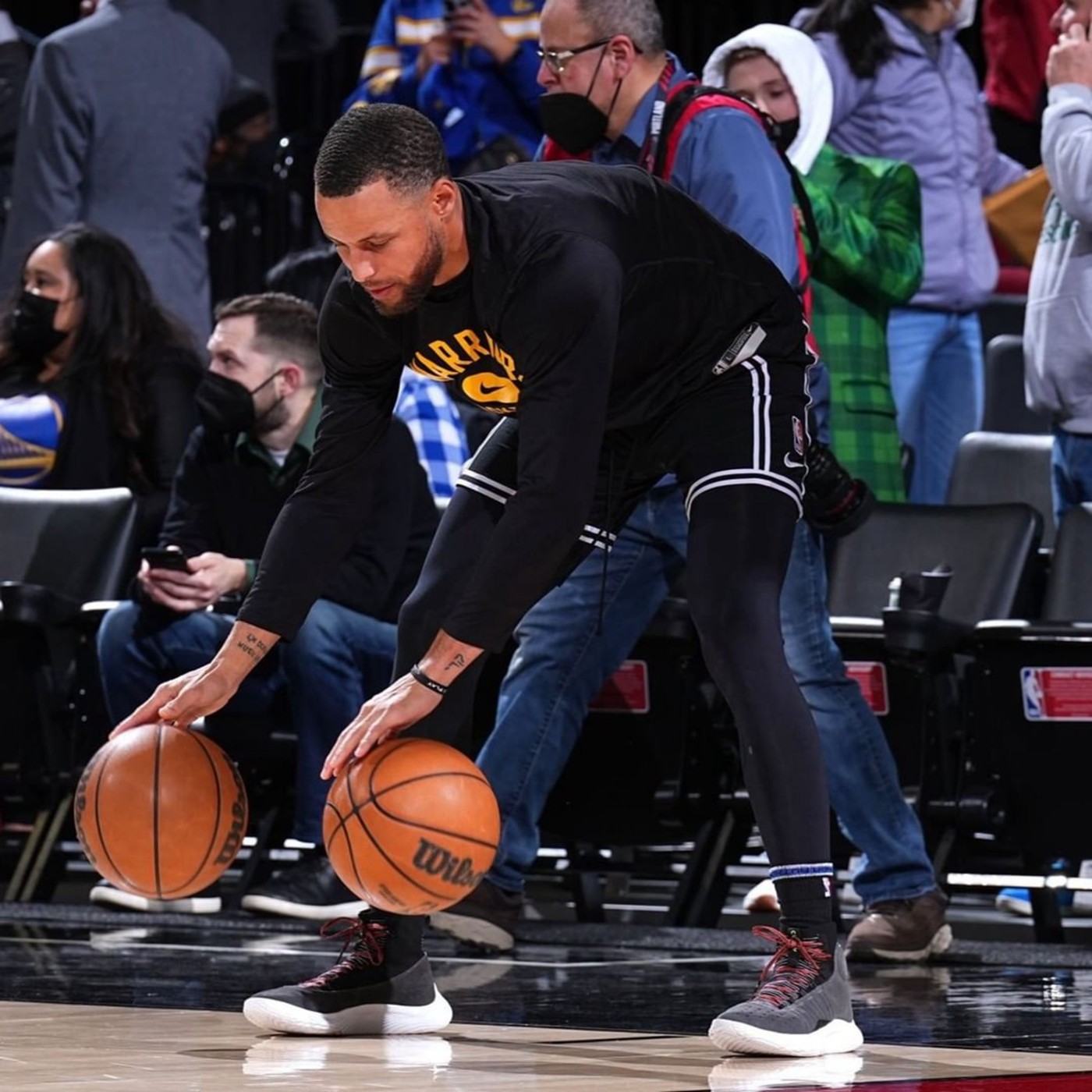 UA,Curry 4 FLOWTRO 库里战靴开启「复刻计划」!配置迎来重大升级! UA,Curry 4 FLOWTRO 库里战靴开启「复刻计划」!配置迎来重大升级!