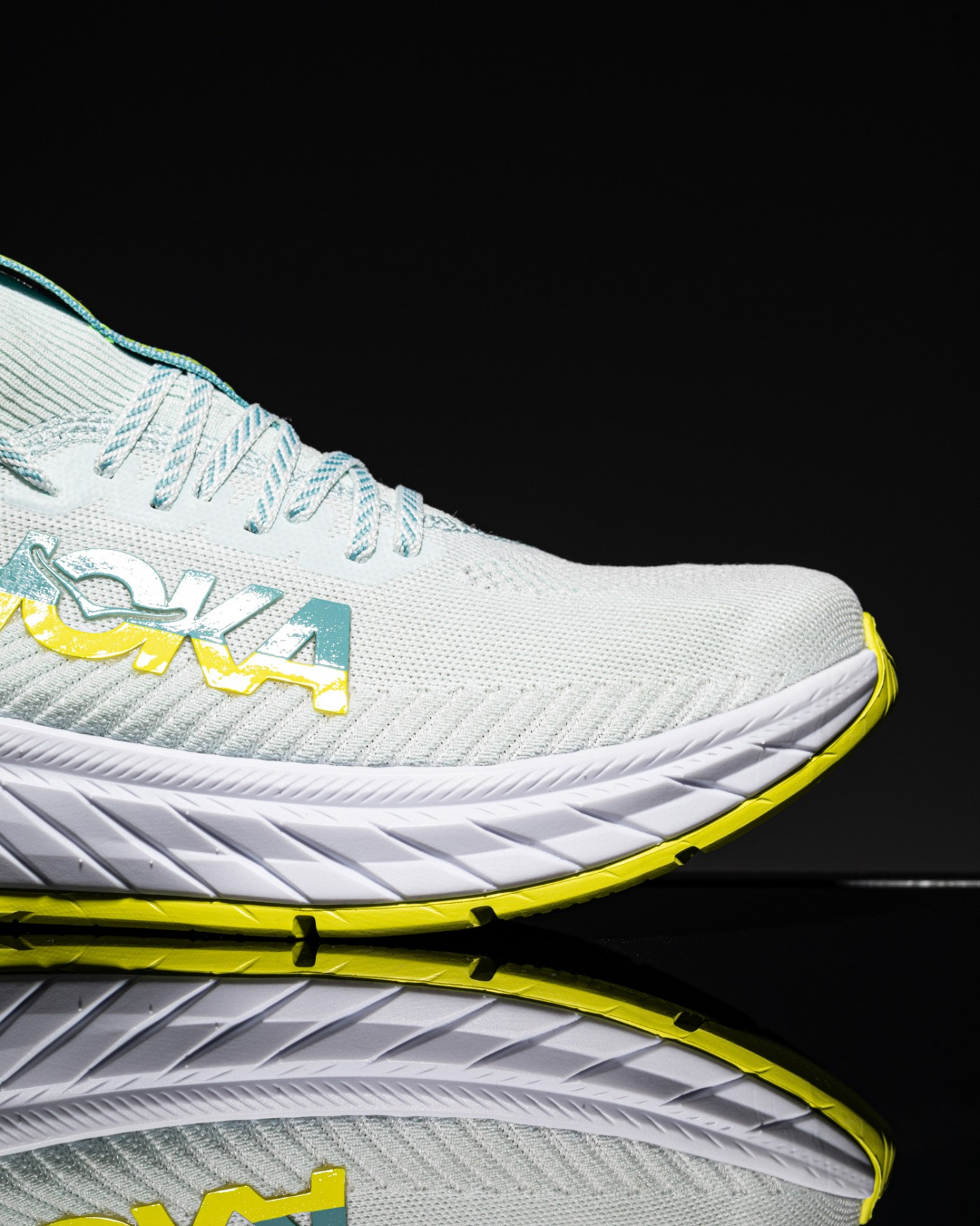 Carbon X 3,HOKA ONE ONE,开箱 脚感令人意外!HOKA「新超跑」升级回归!入手链接有了! Carbon X 3,HOKA ONE ONE,开箱 脚感令人意外!HOKA「新超跑」升级回归!入手链接有了!