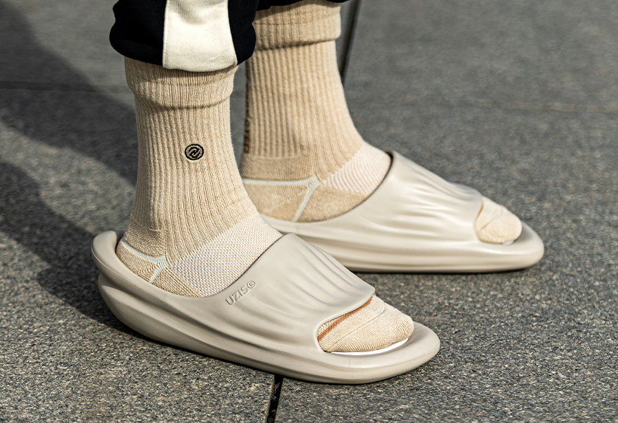 UZIS,The Step,GLACIER,DESERT,L 颜值酷,脚感好,UZIS 全新「运动拖鞋」刚刚发售 UZIS,The Step,GLACIER,DESERT,L 颜值酷,脚感好,UZIS 全新「运动拖鞋」刚刚发售