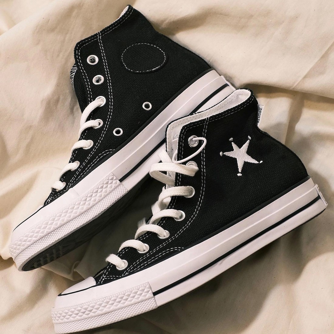 Converse,Chuck Taylor,All Star Stüssy x Converse 实物首曝!有趣细节都藏在鞋里面! Converse,Chuck Taylor,All Star Stüssy x Converse 实物首曝!有趣细节都藏在鞋里面!