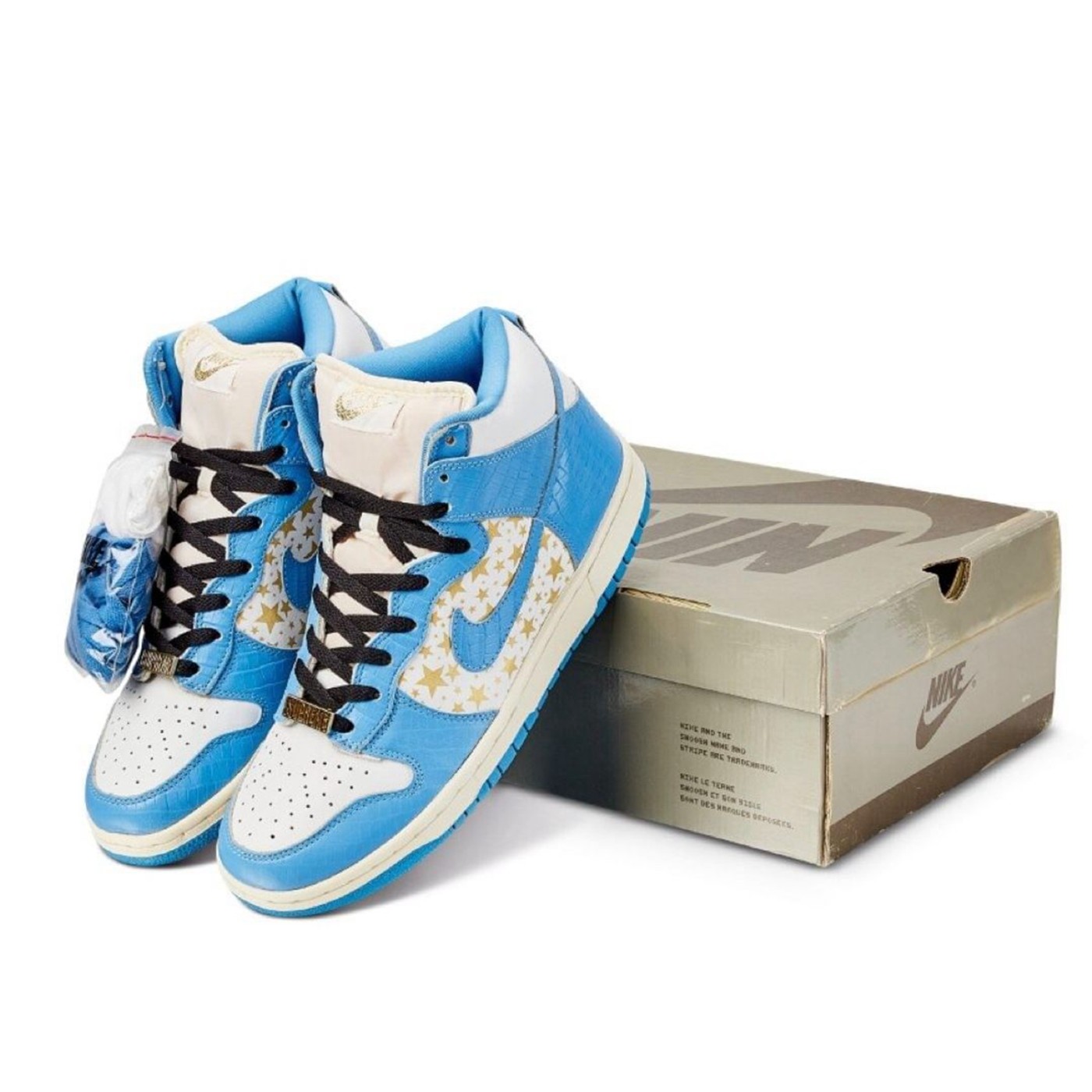 Nike,SB Dunk Low,Sotheby 上百双 Dunk SB 线上拍卖开启!最贵的竟然是它! Nike,SB Dunk Low,Sotheby 上百双 Dunk SB 线上拍卖开启!最贵的竟然是它!
