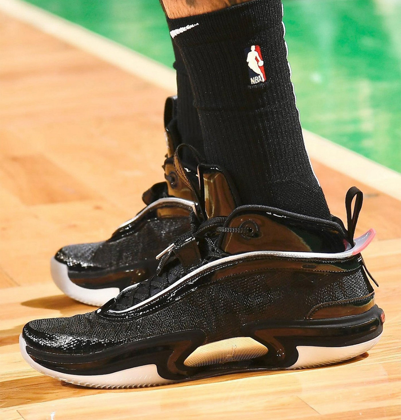 Air Jordan 14, Air Jordan 36,塔 AJ 又出豪华套装!「福特野马」实物首次曝光! Air Jordan 14, Air Jordan 36,塔 AJ 又出豪华套装!「福特野马」实物首次曝光!