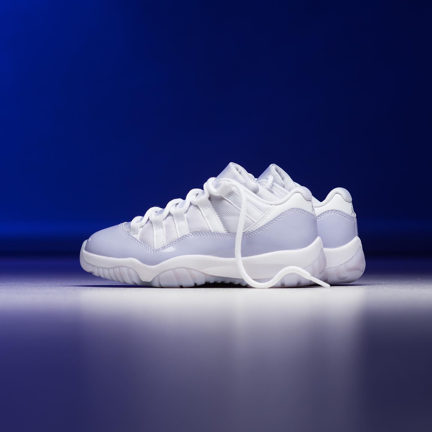 Air Jordan 11 Low WMNS,Pure Vi 紫罗兰 AJ11 Low 上架国区 SNKRS!实物美图来了! Air Jordan 11 Low WMNS,Pure Vi 紫罗兰 AJ11 Low 上架国区 SNKRS!实物美图来了!